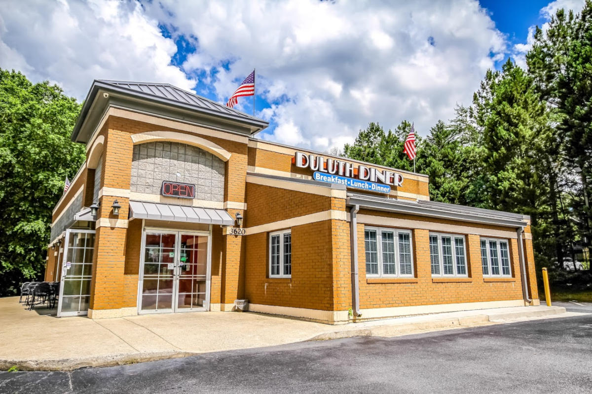 Exterior, Duluth Diner building